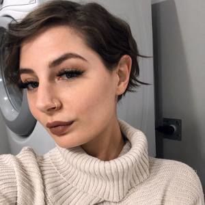 Meet your Posher, Tiana